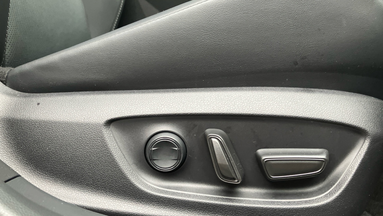 Toyota Prius 2.0 PHEV Excel 5dr CVT Hatchback